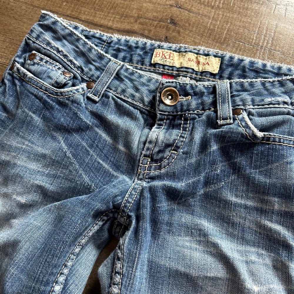 Y2K BKE Sabrina Bootcut Jeans Women's 27 Distressed Low Rise